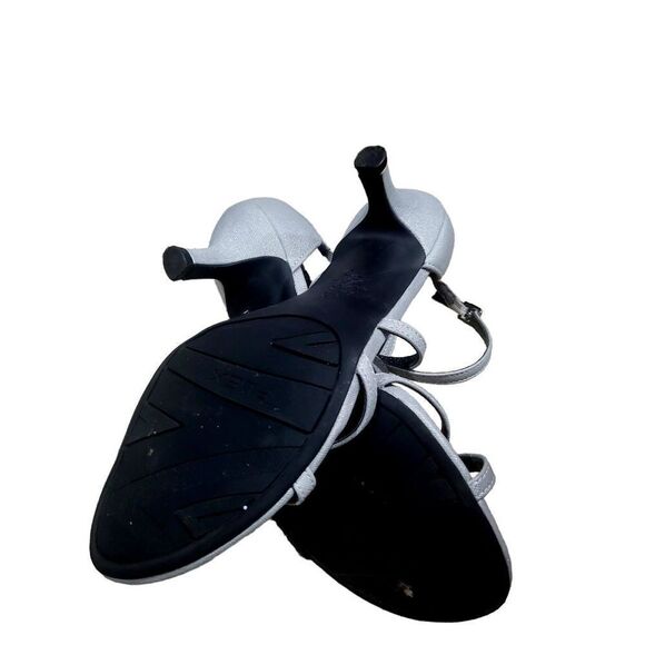 Life stryde soft system size 8.5 silver sandal - Picture 6 of 6